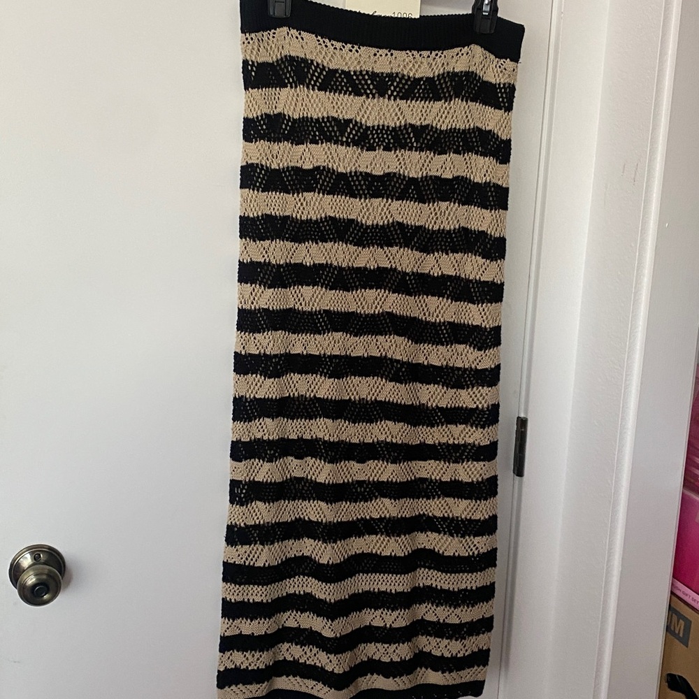 FRESHMAN 1996 Black and Cream Knitwear Set NWT! π€ - Picture 6 of 6